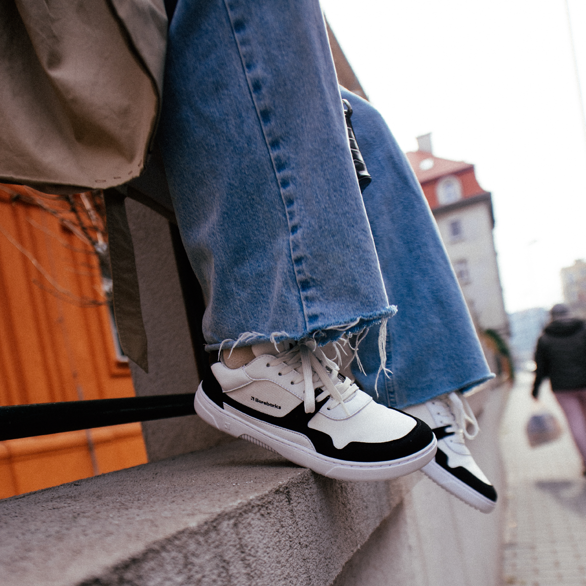 Barefoot Sneakers Barebarics - Zing - White & Black 8 OzBarefoot Australia